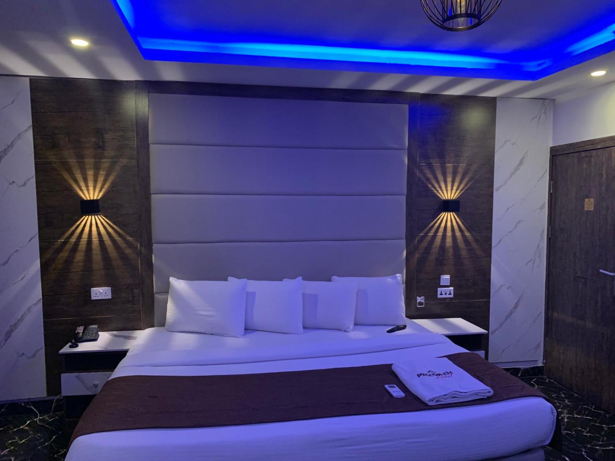 Presken Kuramo Waters Hotel Lagos Exterior photo